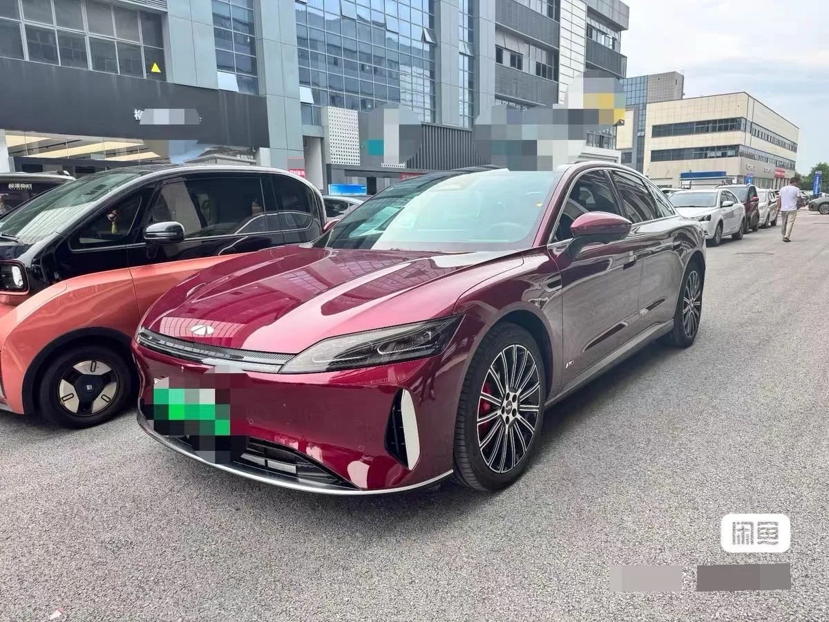 Chery 2025 Fengyun A9L 1.5T 4WD High-Performance Peak Edition Automatic