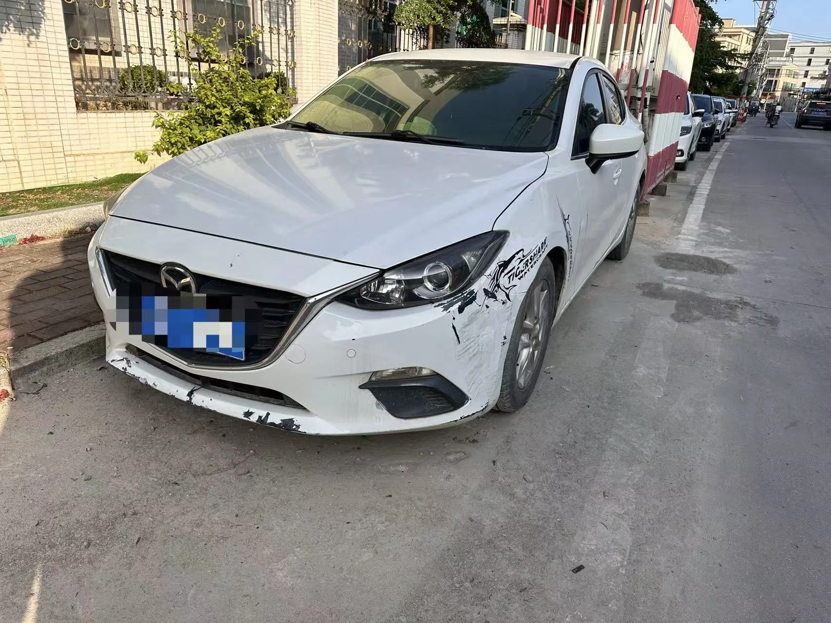 Mazda3 Axela 2014 Sedan 1.5L Automatic Comfort