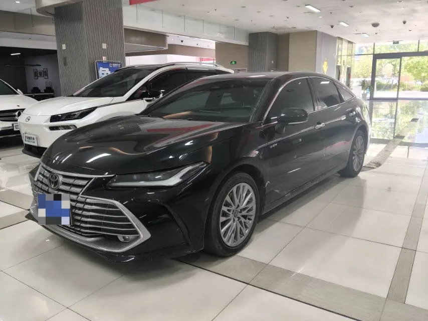 2024 Toyota Avalon Hybrid 2.0 CVT Premium Edition (Automatic)