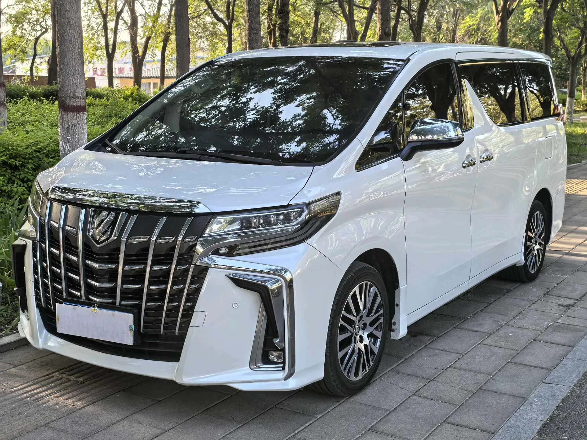 2018 Toyota Alphard 3.5L Premium Edition