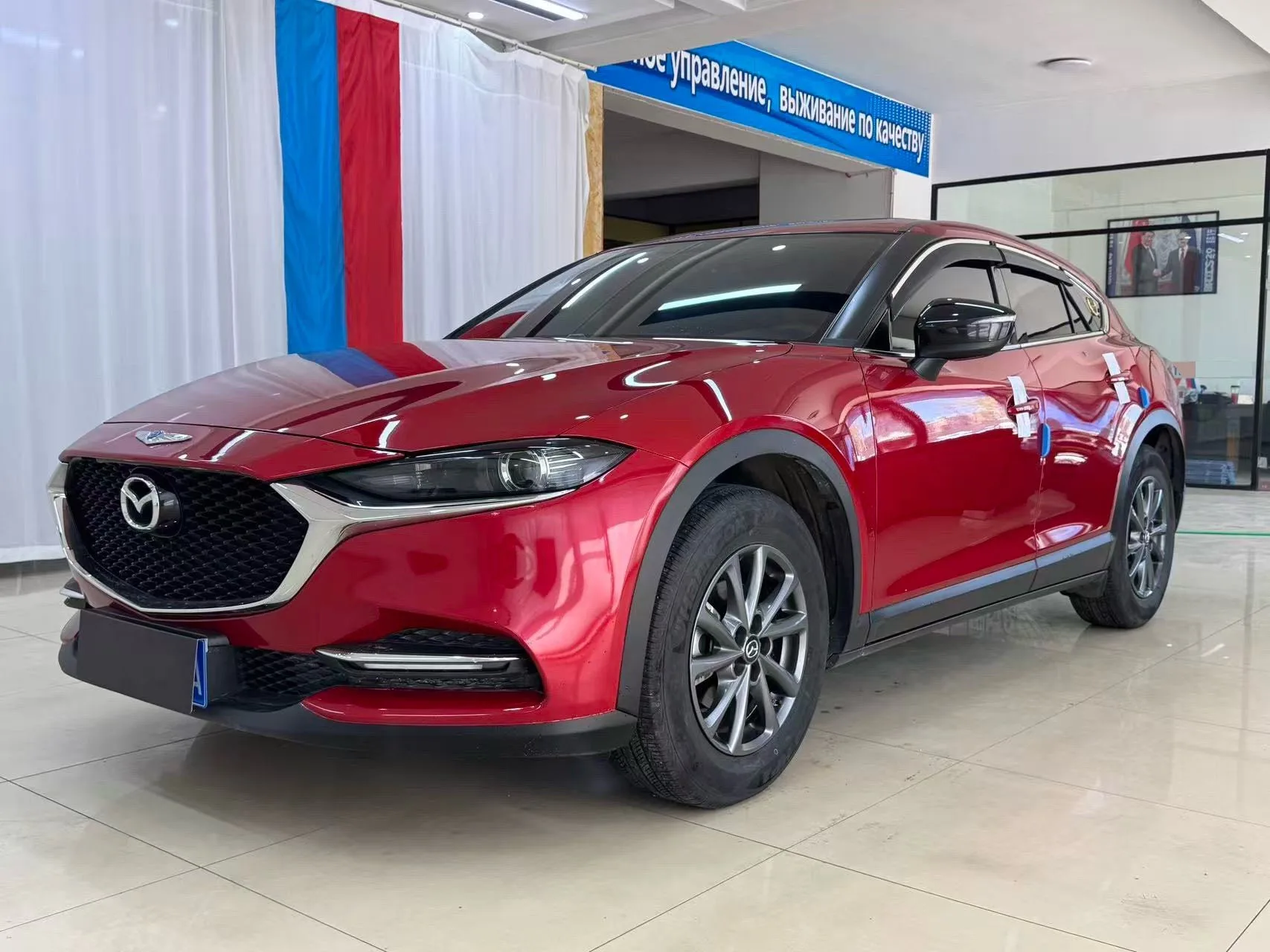 Mazda CX-4 2021 2,0 l Автоматический 2WD Синий Небо Исследователь Версия