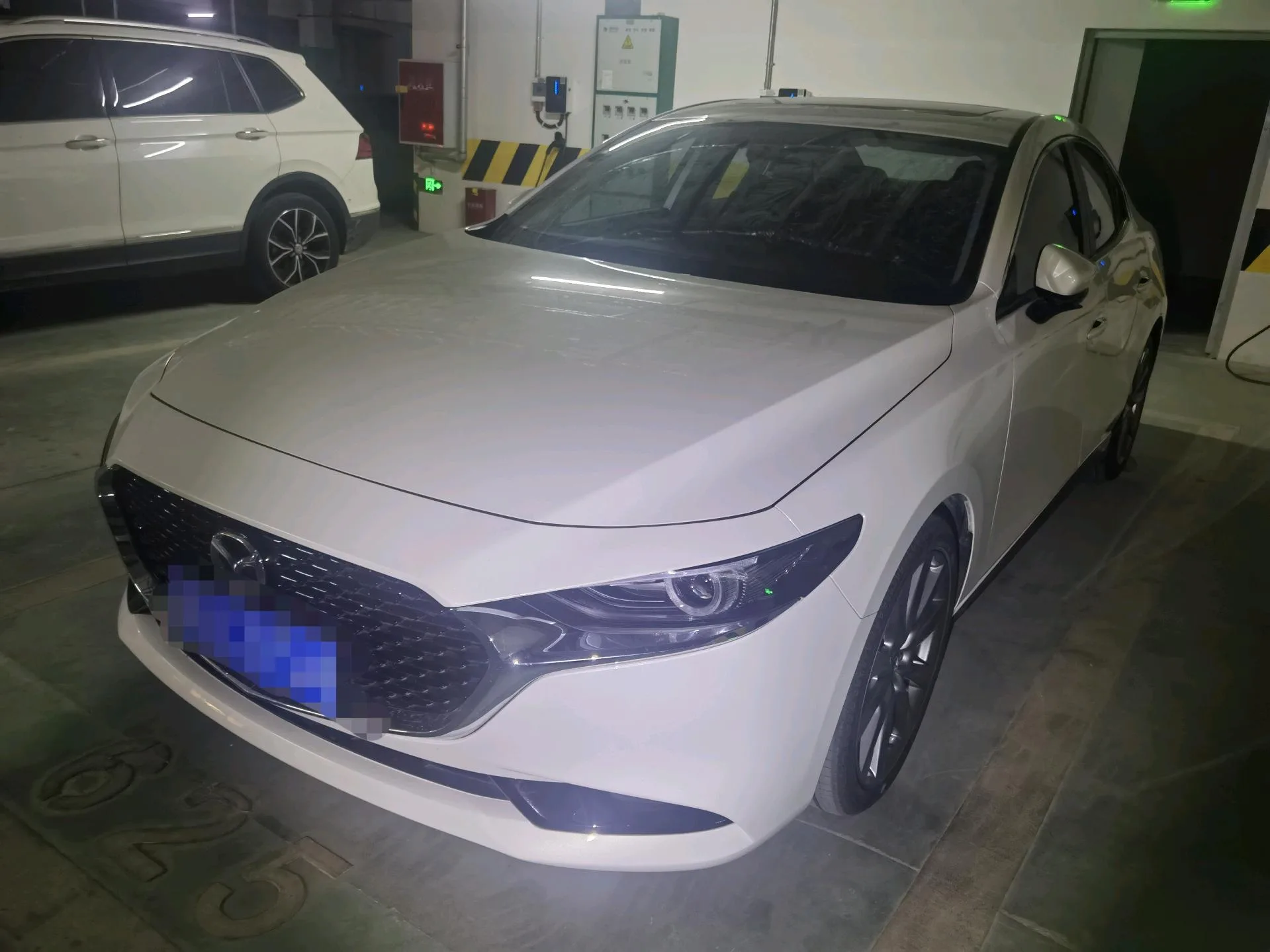 Mazda3 Axela 2023 2.0L Automatic Premium Edition