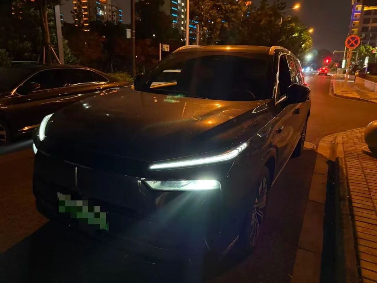 Lanshan DHT-PHEV 2023 全轮驱动 驾驶 扩展 范围 版本