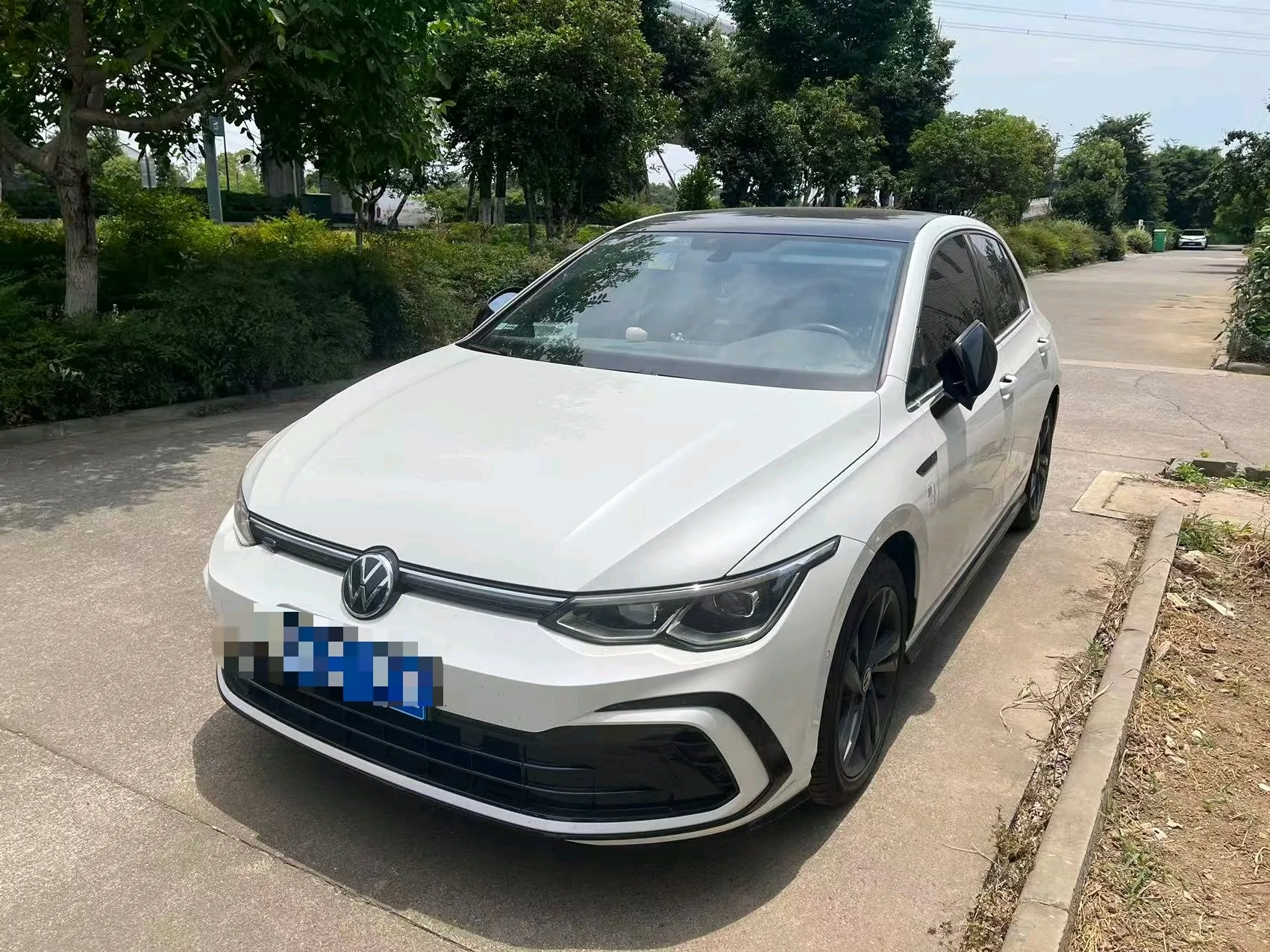 Volkswagen 2023 Golf 8 R-Line 1.4TSI 280TSI Automatic