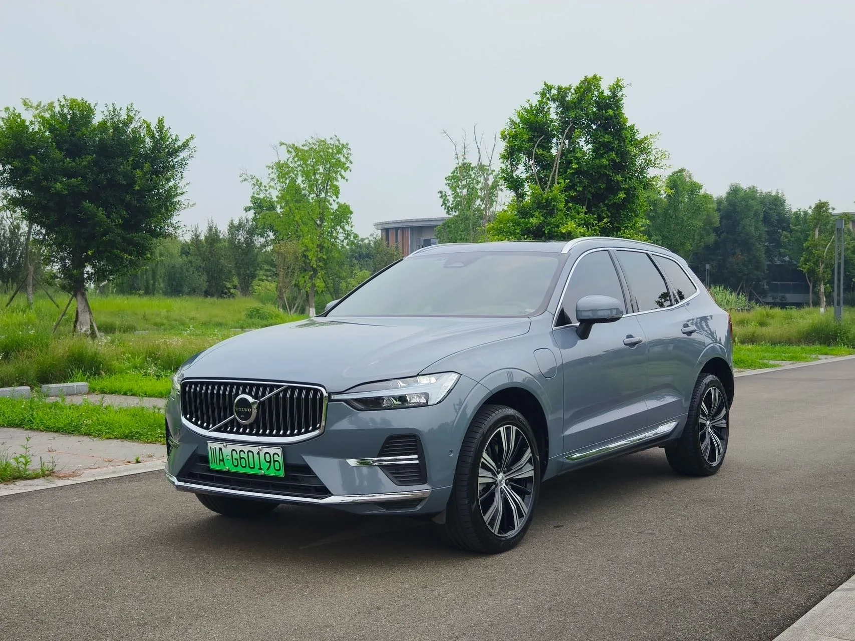 2023 Volvo XC60 New Energy T8 Plug-in Hybrid, Long-Range AWD, Smart Elegance Luxury Edition