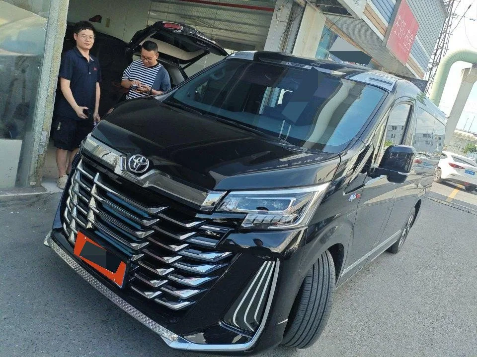 Toyota Hiace (Imported) 2019 Model, Hiace 3.5 Middle East Version, Automatic Transmission