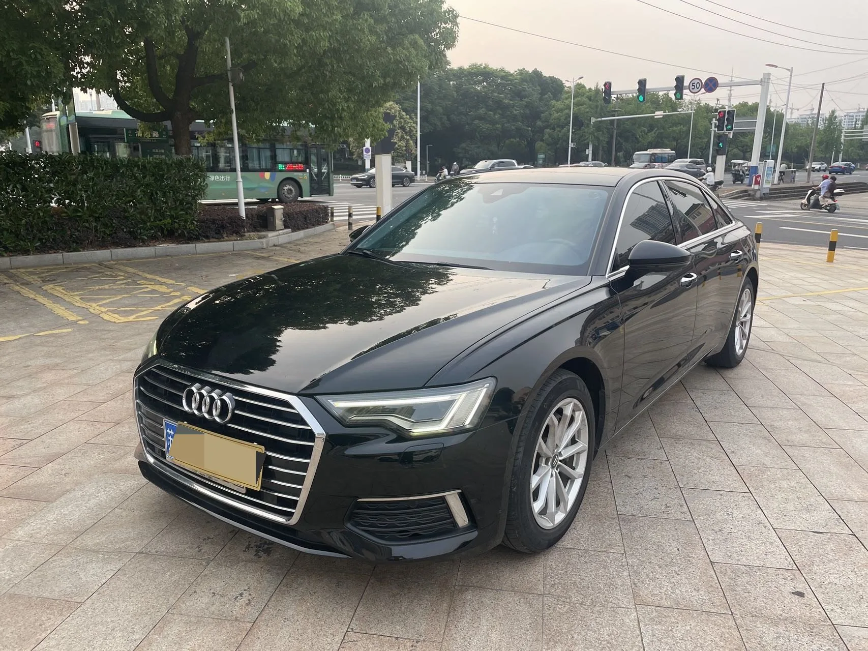 Audi A6L 2021 40 TFSI Luxury Elegance
