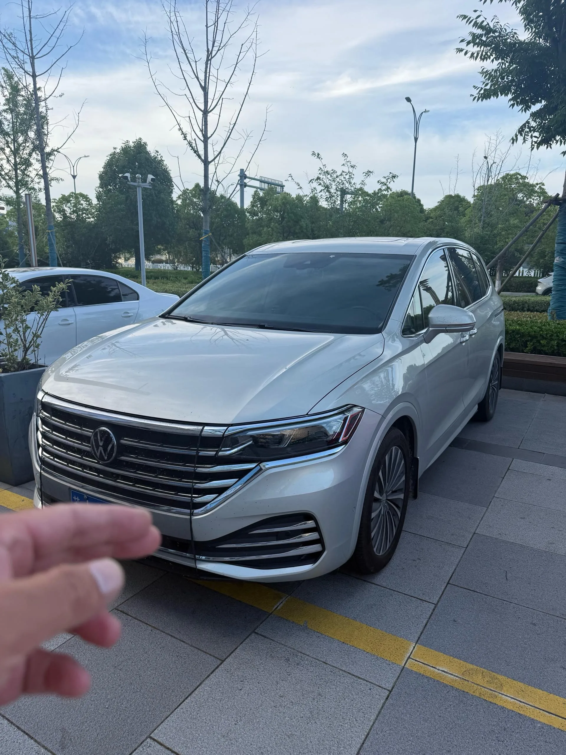 Viloran 2020 380TSI Premium Edition