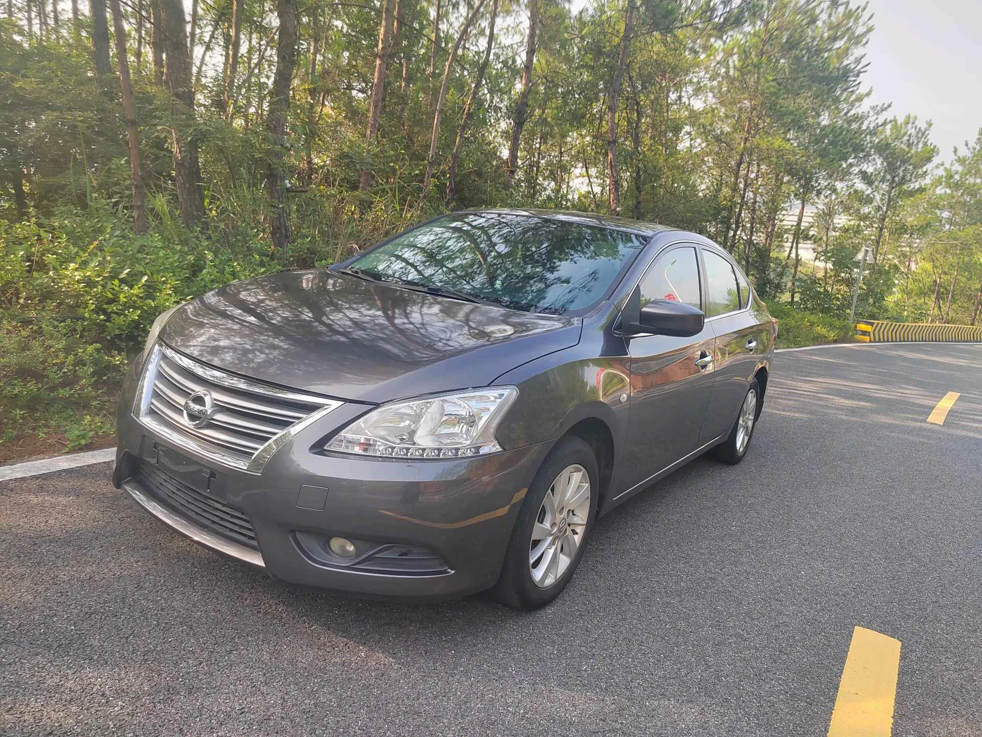 Nissan Sylphy 2014 1.6XV CVT Premium Edition