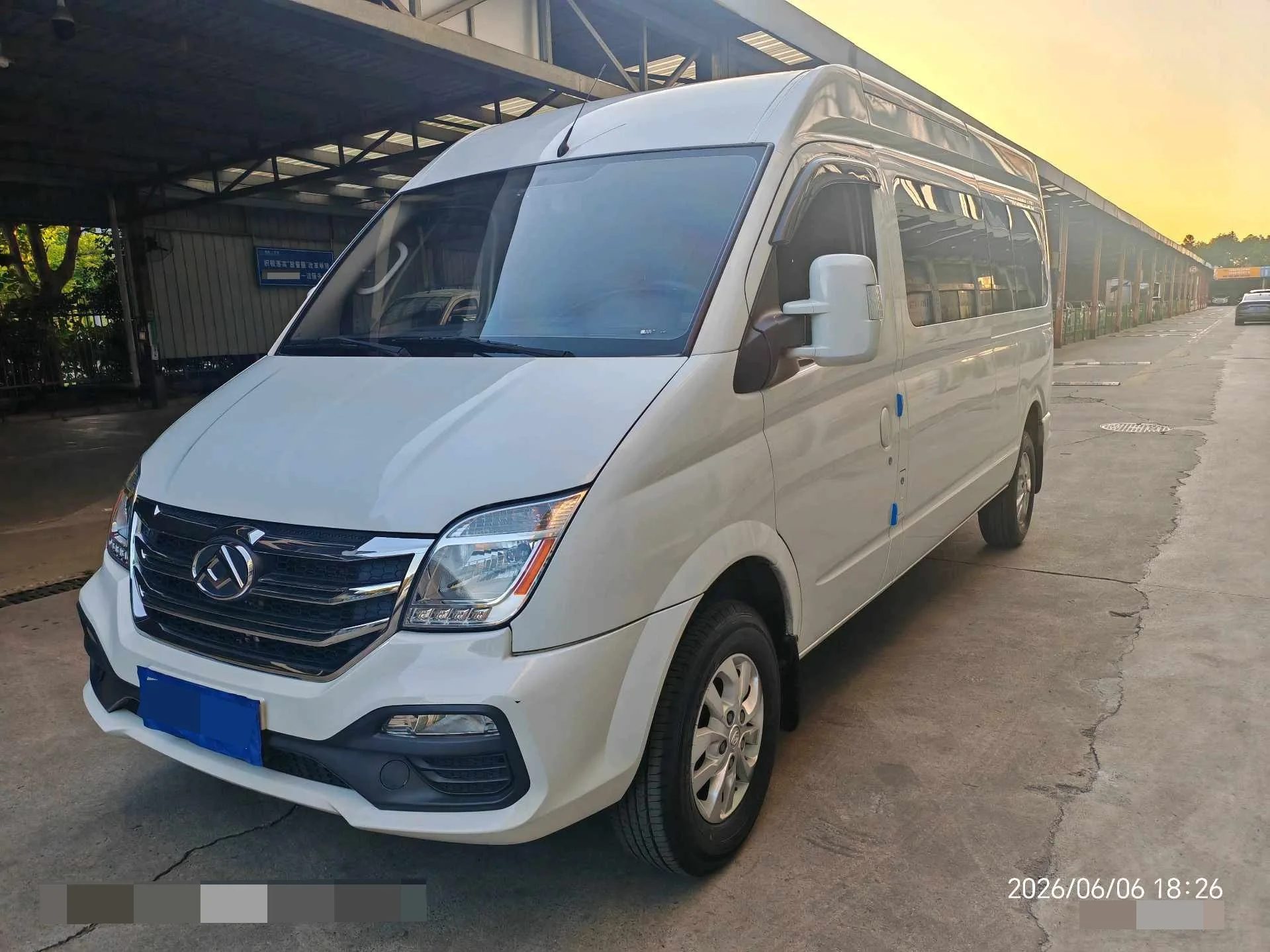 Maxus 2019 V80 PLUS 2.0T Aoyuntong Long Wheelbase High Roof 7-Seater Manual Transmission