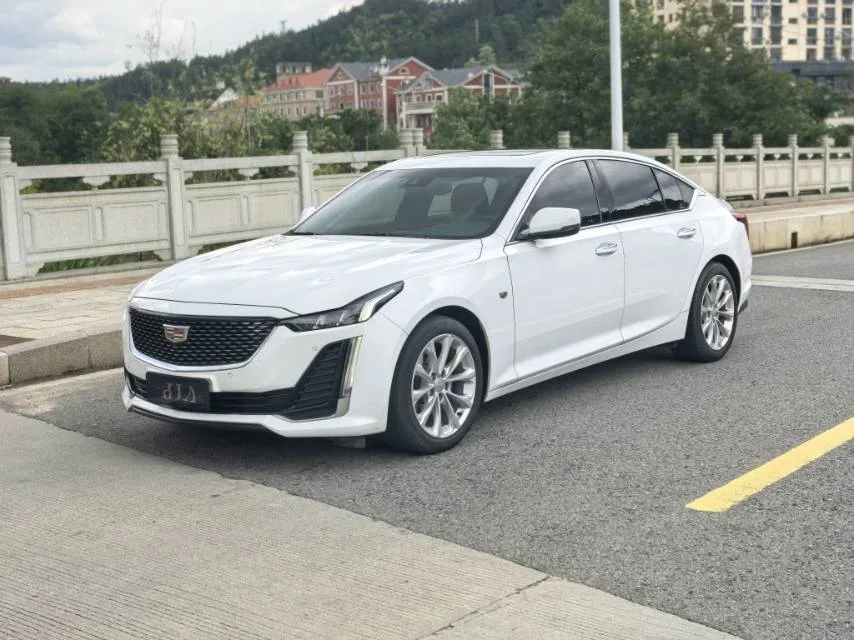 Cadillac CT5 2022 28T Luxury (Standard Edition)