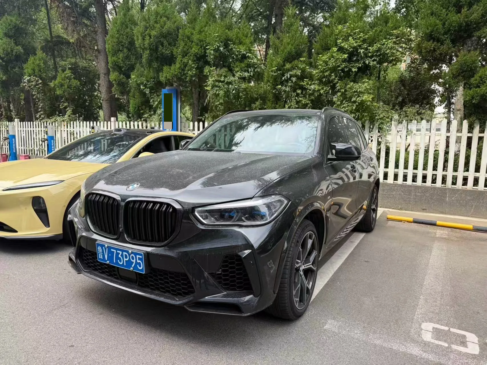 BMW X5 2022 xDrive 30Li Luxury M Sport Package