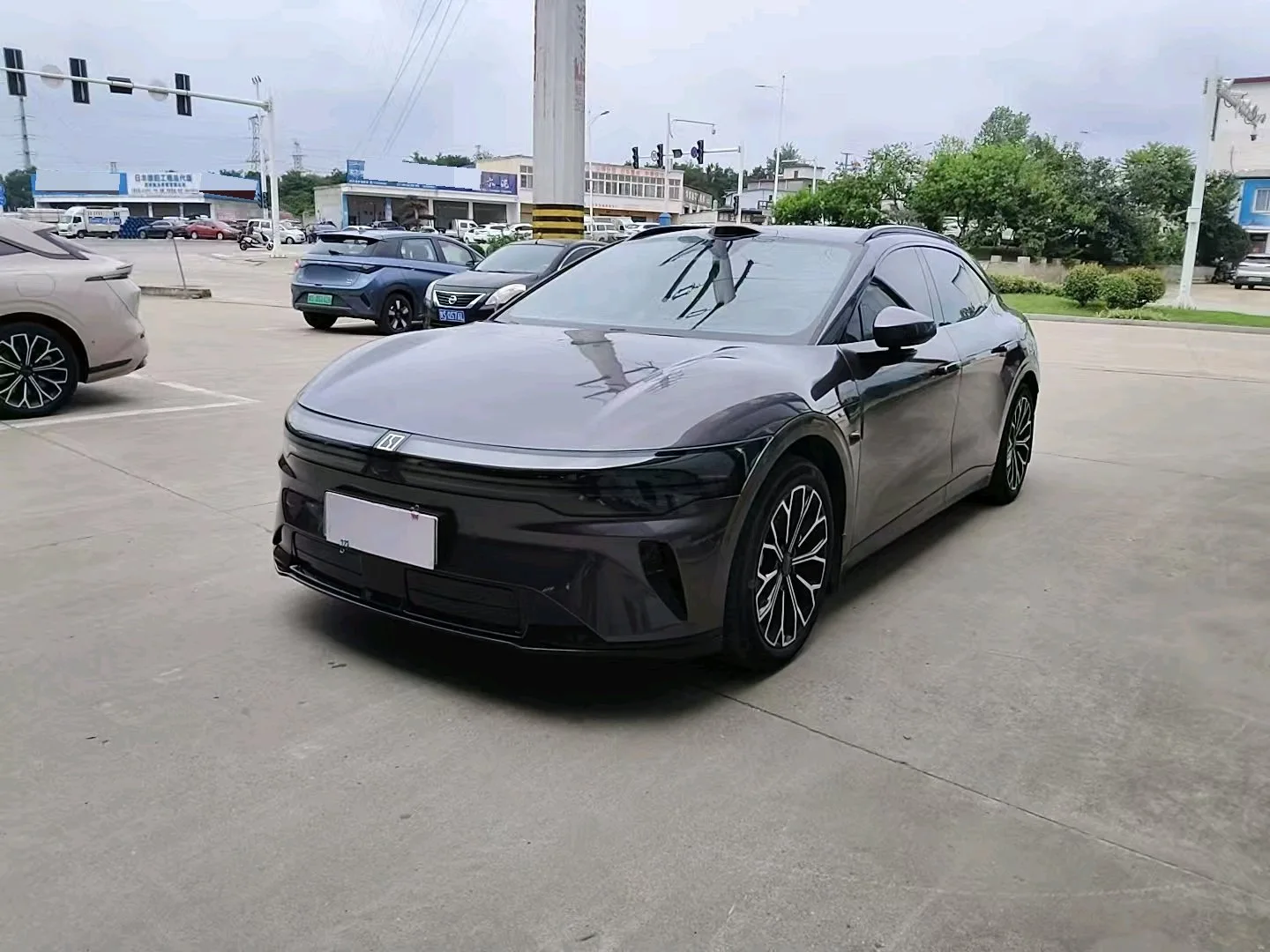 JiKrypton 2025 Model JiKrypton 007GT Rear-Wheel Drive Intelligent Driving Edition 75kWh Automatic