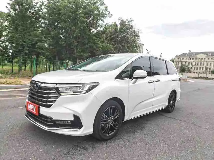 2022 Odyssey 2.0L e:HEV Sharp & Radiant Edition
