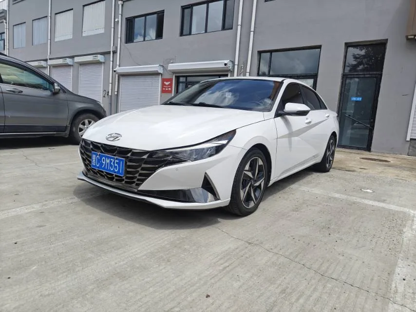 Hyundai Elantra 2022 1.5L CVT 20th Anniversary Edition