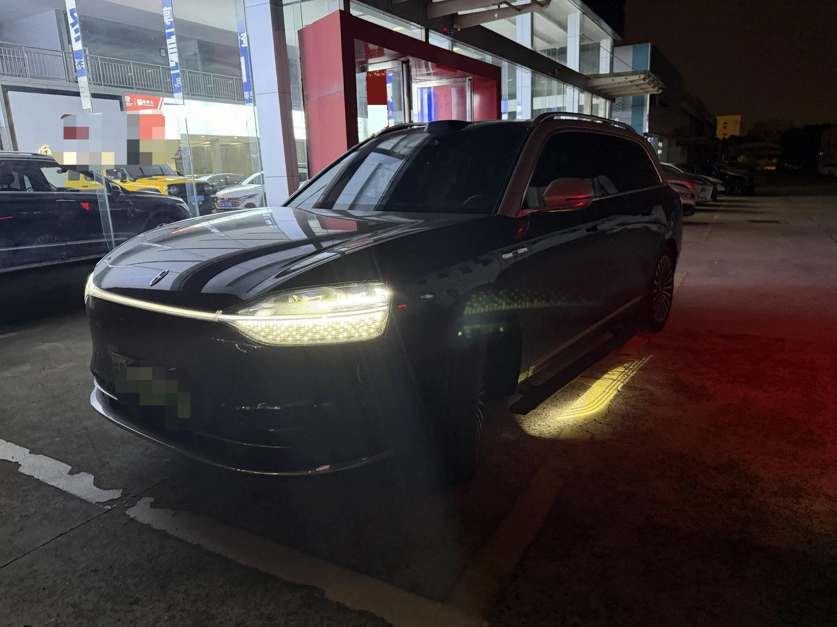 Wenjie M9 2024 Ultra Range Extended Edition 42kWh