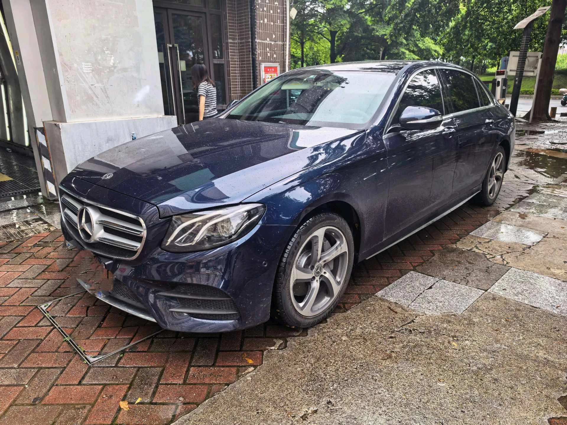 2019 Mercedes-Benz E-Class E 300 L Sport & Style