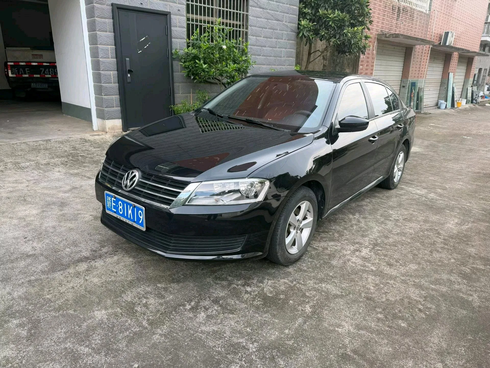 2013 Volkswagen Lavida Classic Facelift 1.6L Automatic Fashion Edition