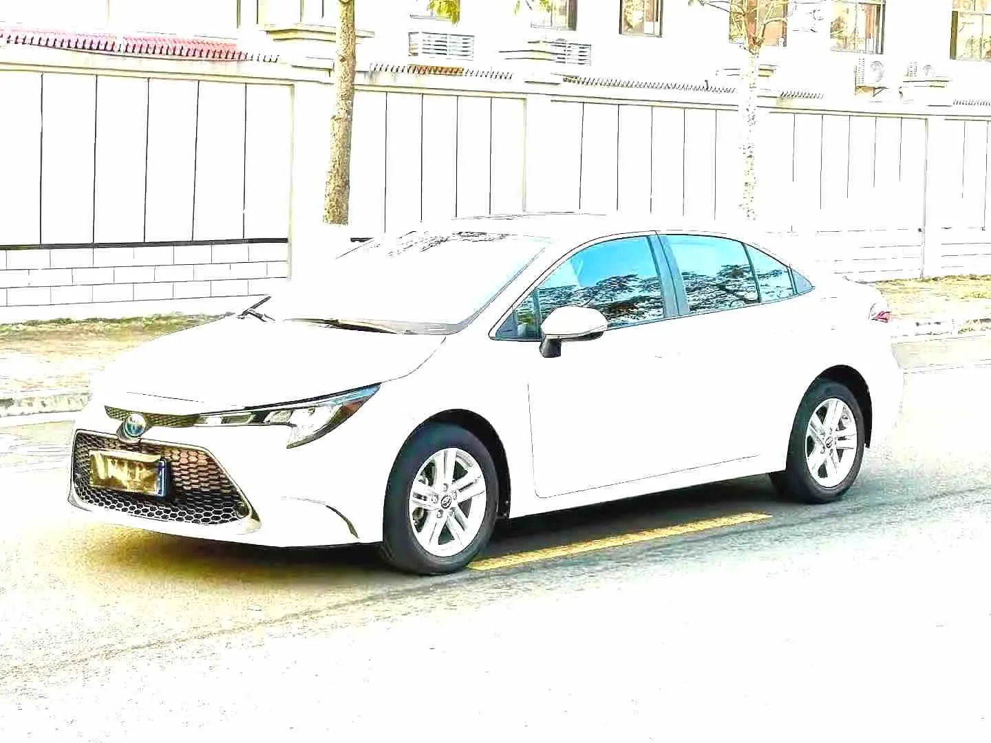 Levin 2022 Hybrid 1.8H E-CVT Luxury Edition