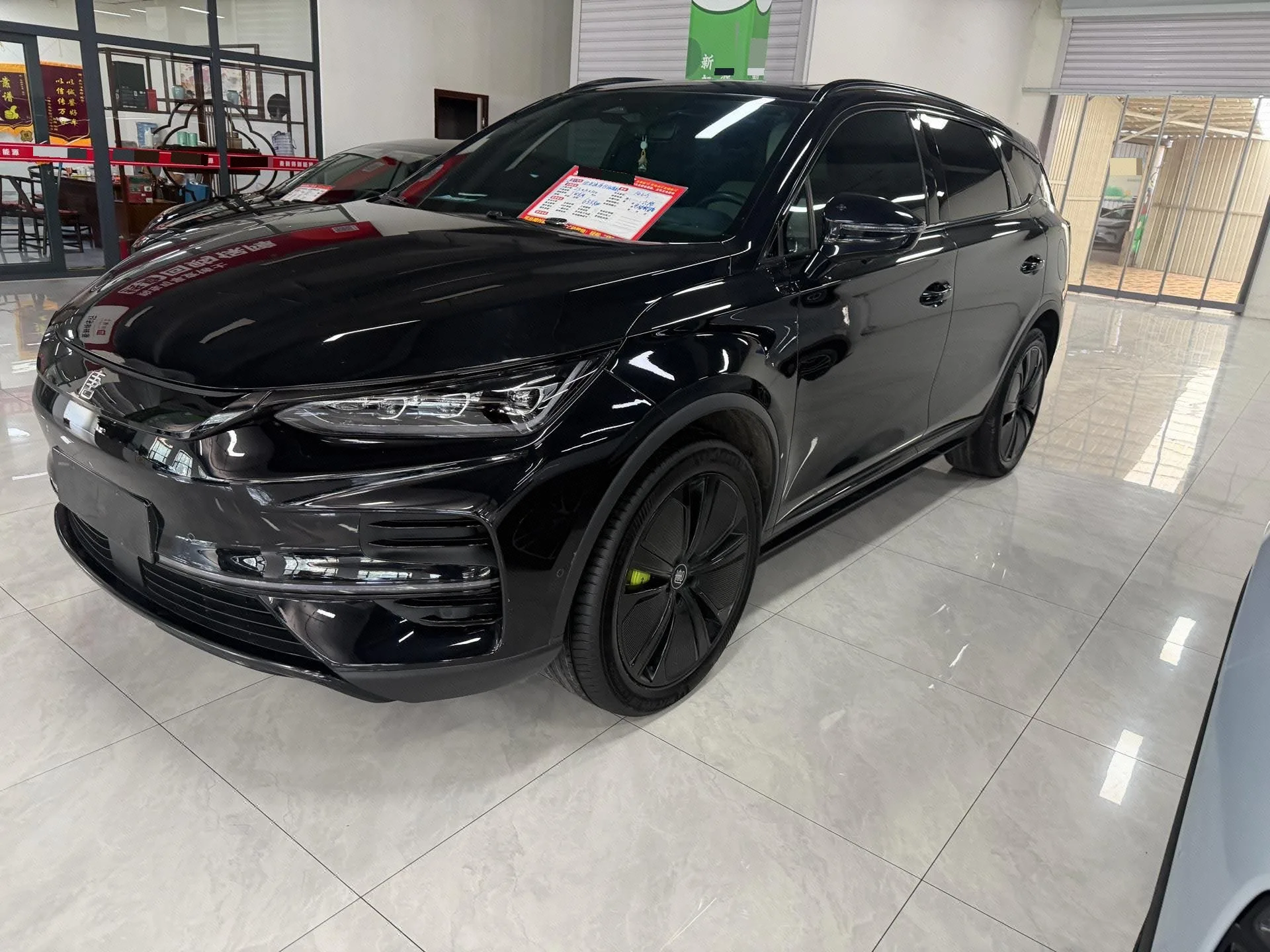 BYD Tang New Energy 2024 Tang EV Champion Edition 635KM Four-Wheel Drive Flagship Automatic Transmission