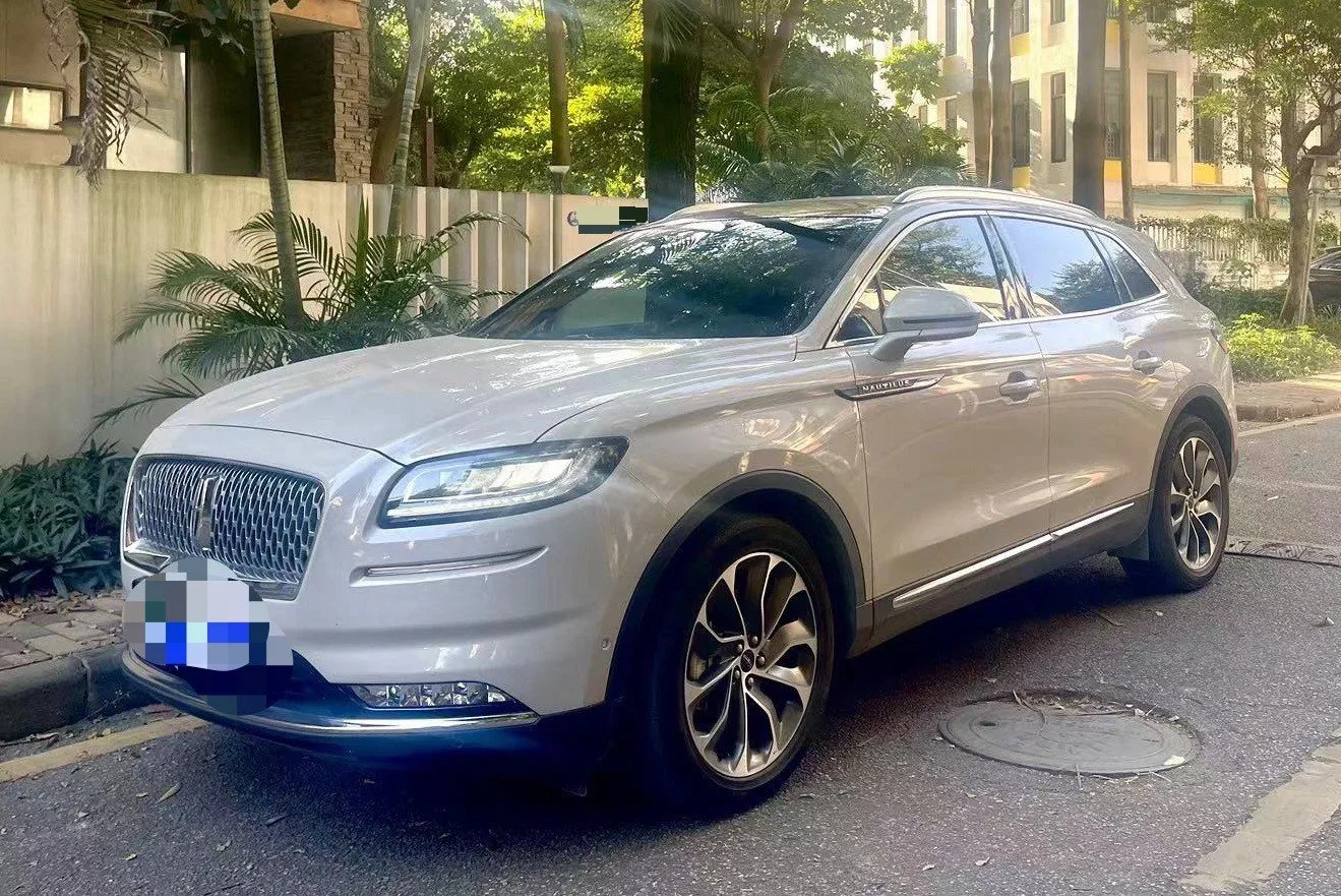 Navigator 2021 2.0T AWD Premium Edition