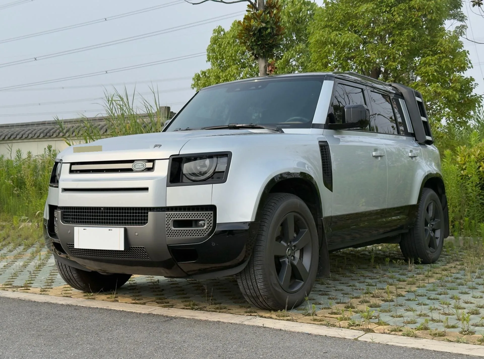 2024 Land Rover Defender 110 3.0T P400 X-DYNAMIC HSE