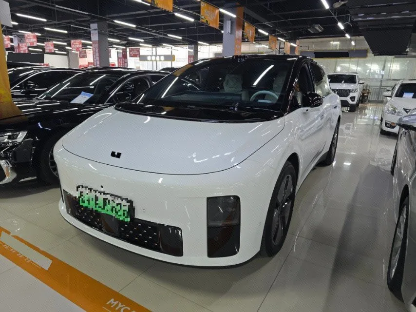 Li Auto i6 2025 Standard Edition