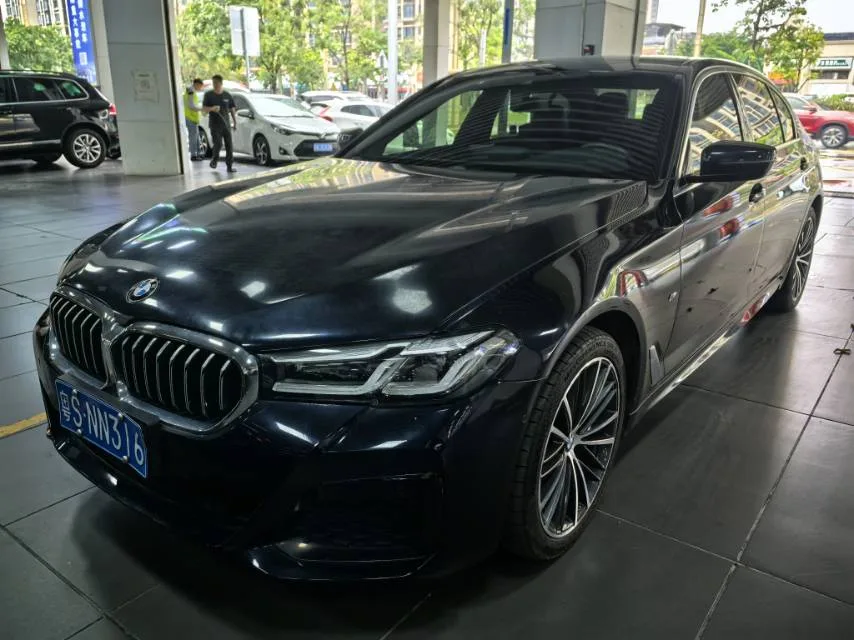 2021 BMW 5 Series 530Li Leading Edition M Sport Package