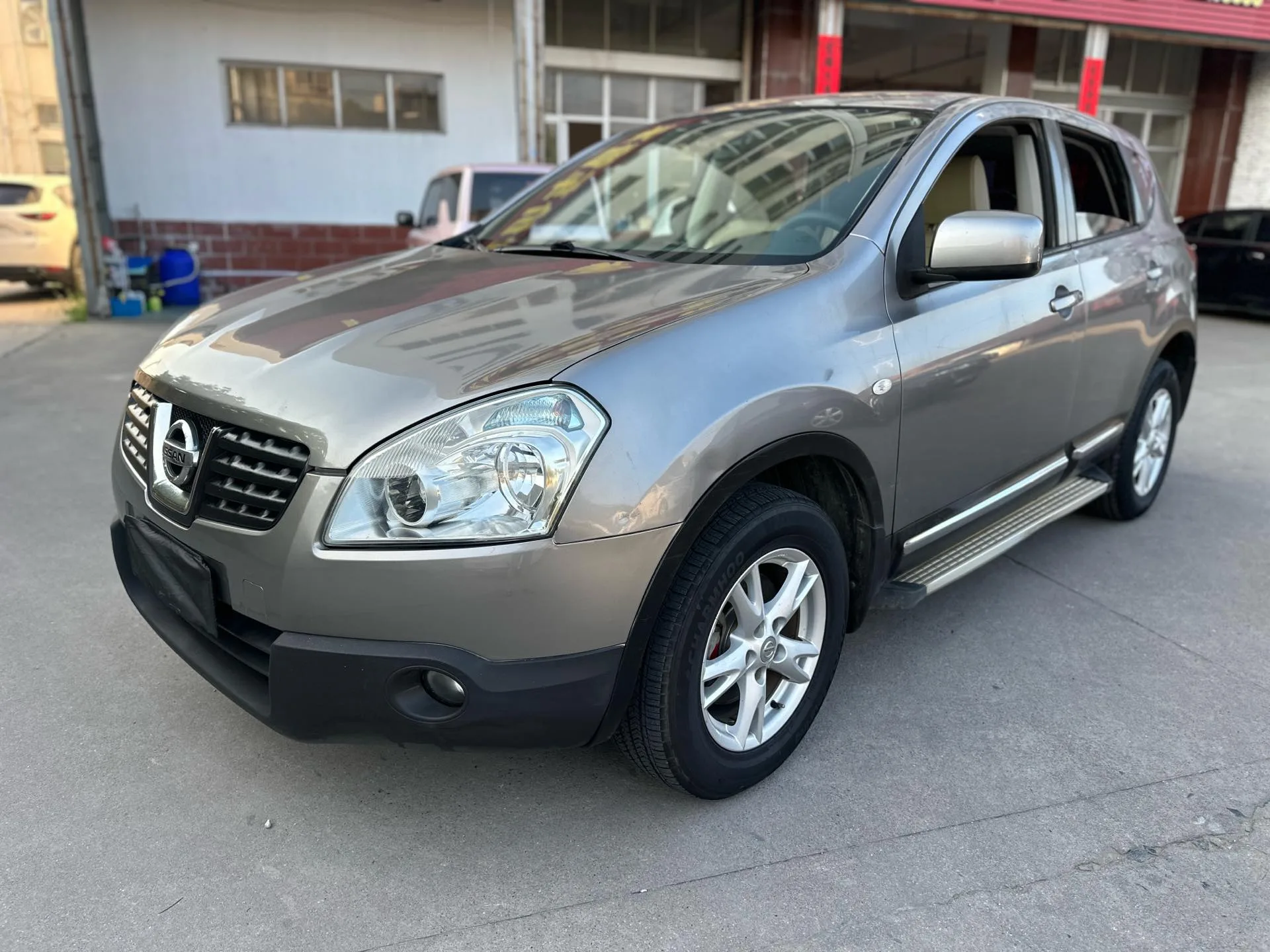 Nissan Qashqai 2011 2.0XL Fire CVT 2WD