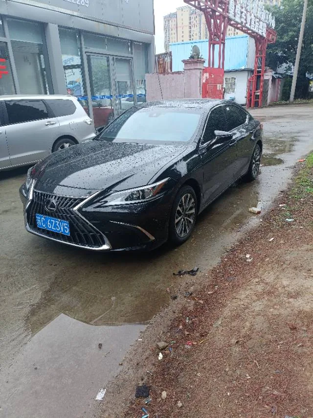 Lexus ES 2021 Model 200 Premium Edition