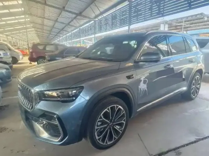 Джили 2026 Синьюэ L 2.0TD Восточный Луна Версия Автоматический