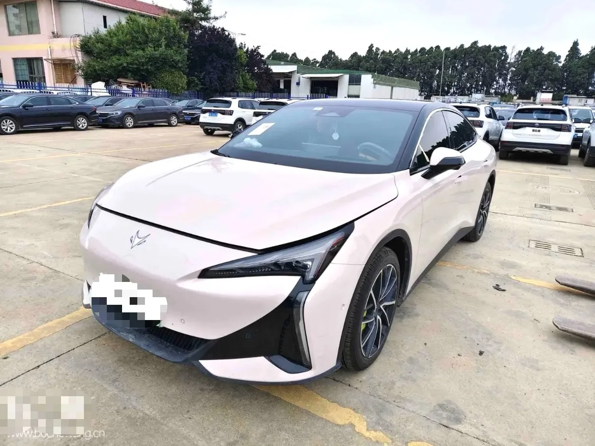 Arcfox Альфа В чём дело? 2024 560MAX 185 кВт