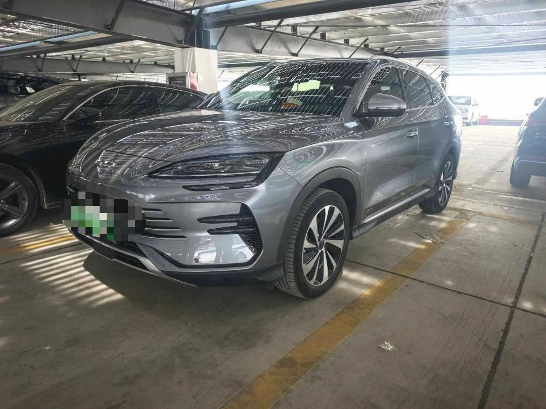 BYD 2023 Song PLUS DM-i 1.5 CVT Champion Edition 110KM Flagship PLUS Automatic
