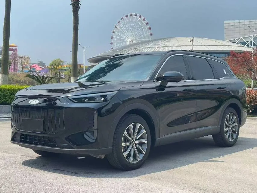 Chery 2025 Fengyun T9 C-DM 1.5T 120 Long Range Premium 5-Seater Lithium Iron Phosphate Battery Automatic Transmission