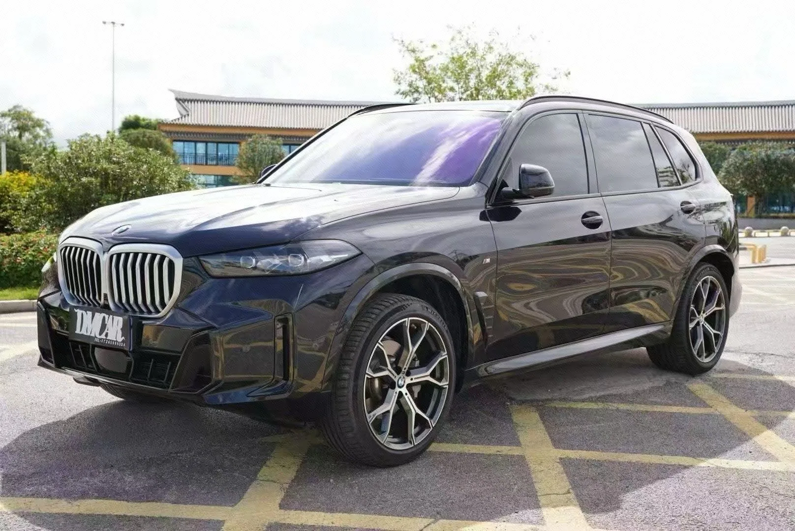 2026 BMW X5 xDrive30Li 48V 2.0T M Sport Shadow Edition Automatic