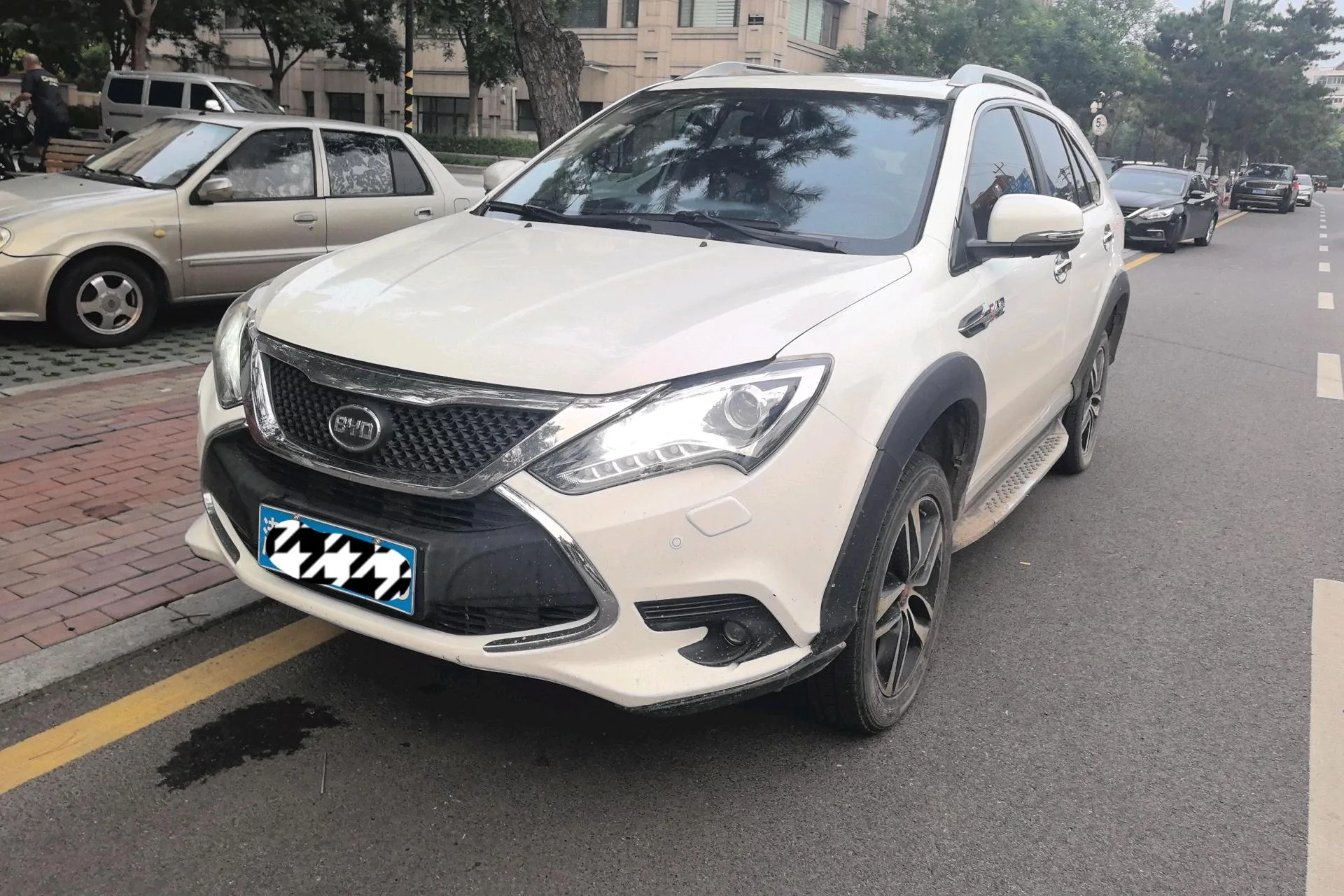 Tang New Energy 2015 2.0T AWD Flagship