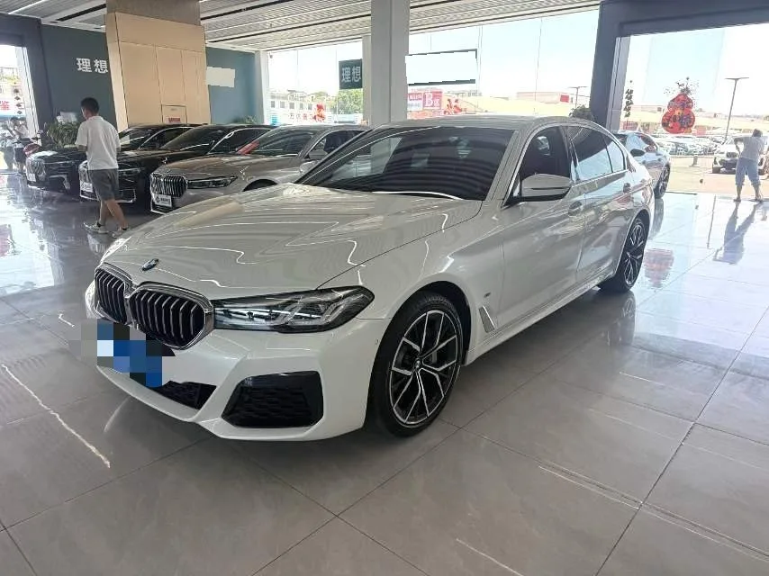 2022 BMW 5 Series Facelift 530Li Luxury M Sport Package
