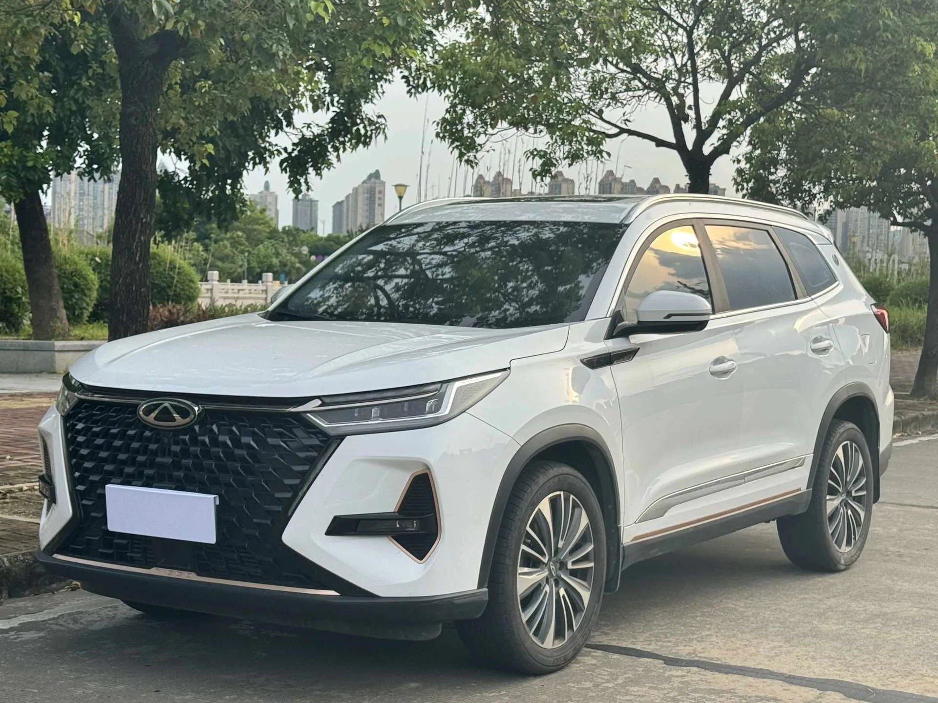 Chery Tiggo 8 PRO 2024 Champion Edition 390T 2WD Peak Edition 7-Seater