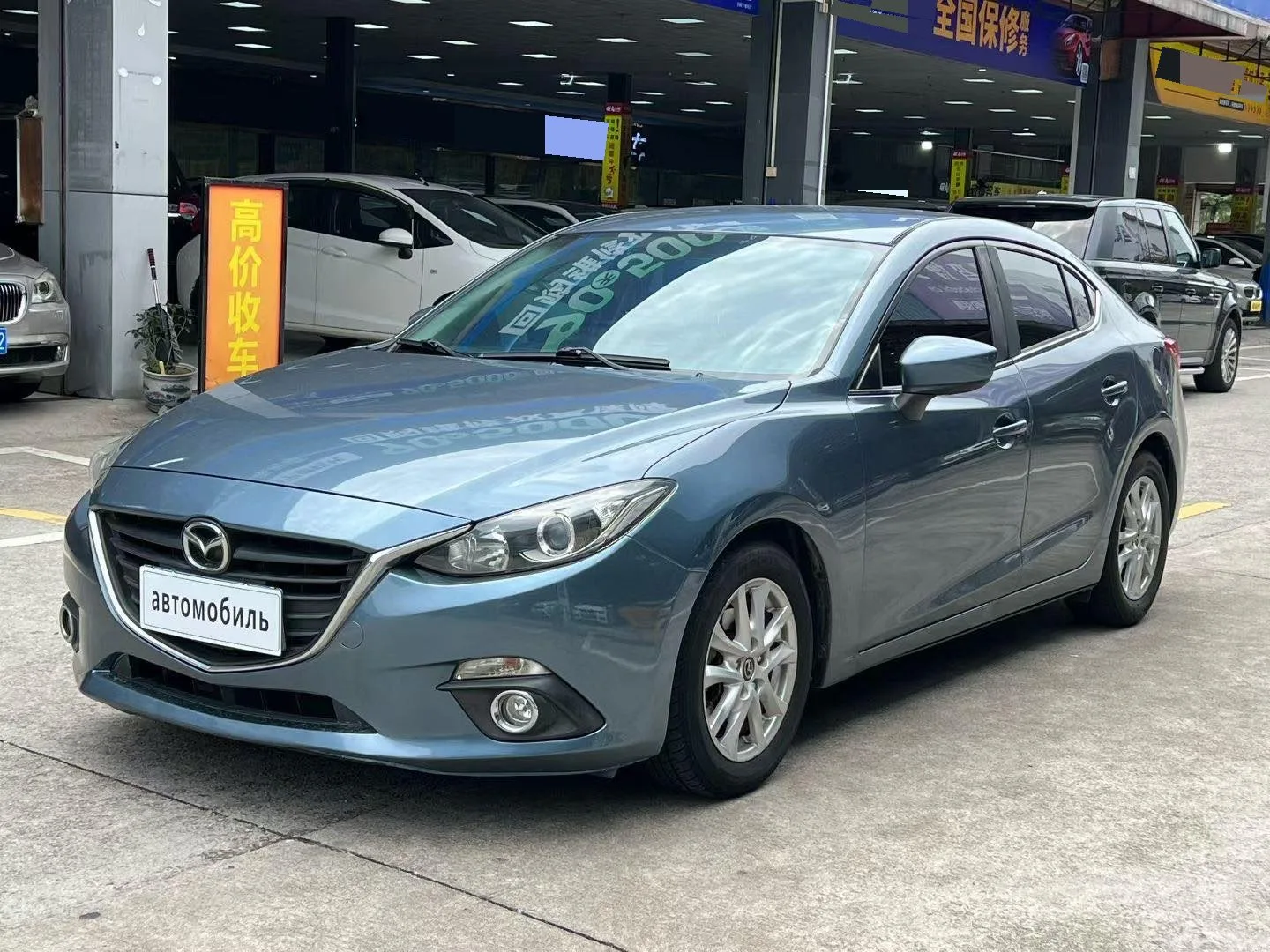 Mazda3 Axela 2014 Sedan 1.5L Automatic Comfort