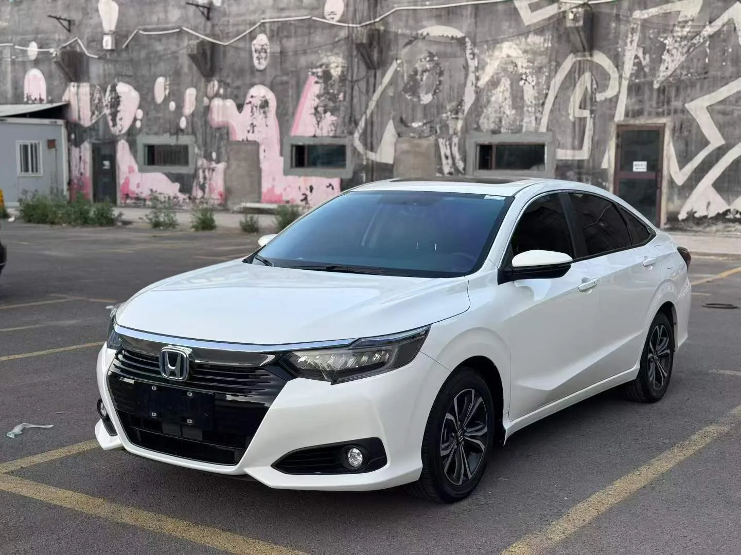 Honda 2023 Ling Pai Hybrid 1.5 CVT Sharp Luxury Edition Automatic