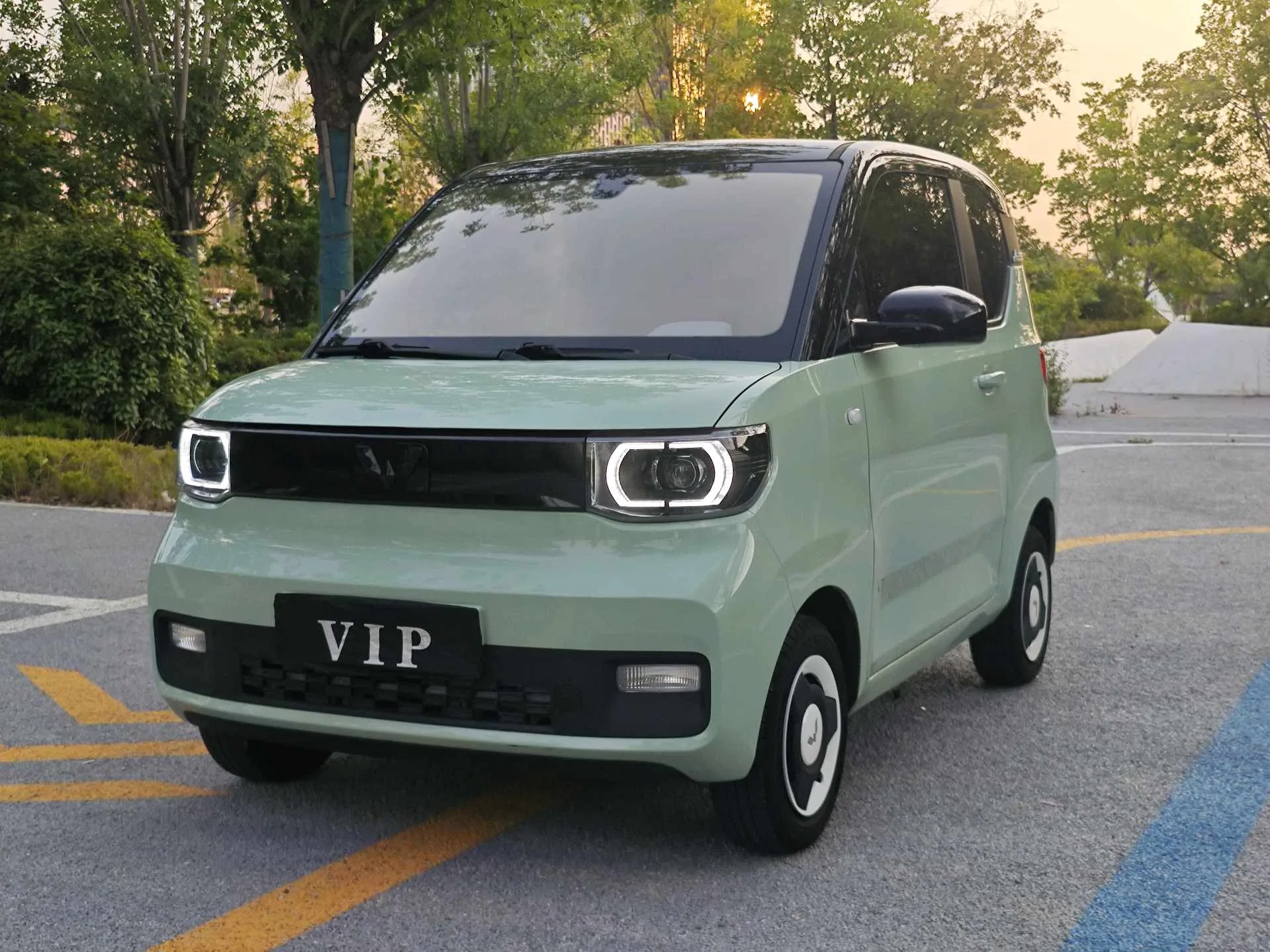 Hongguang MINIEV 2021 Macaron Premium Edition (Lithium Iron Phosphate)