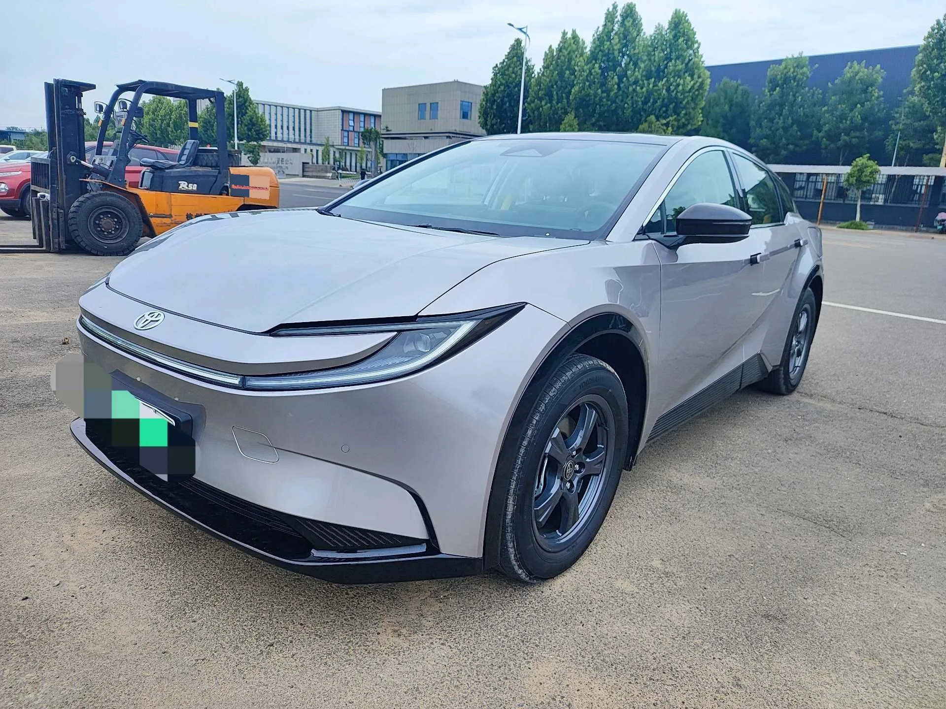 Toyota 2025 bZ5 550 PRO Smart Edition Automatic