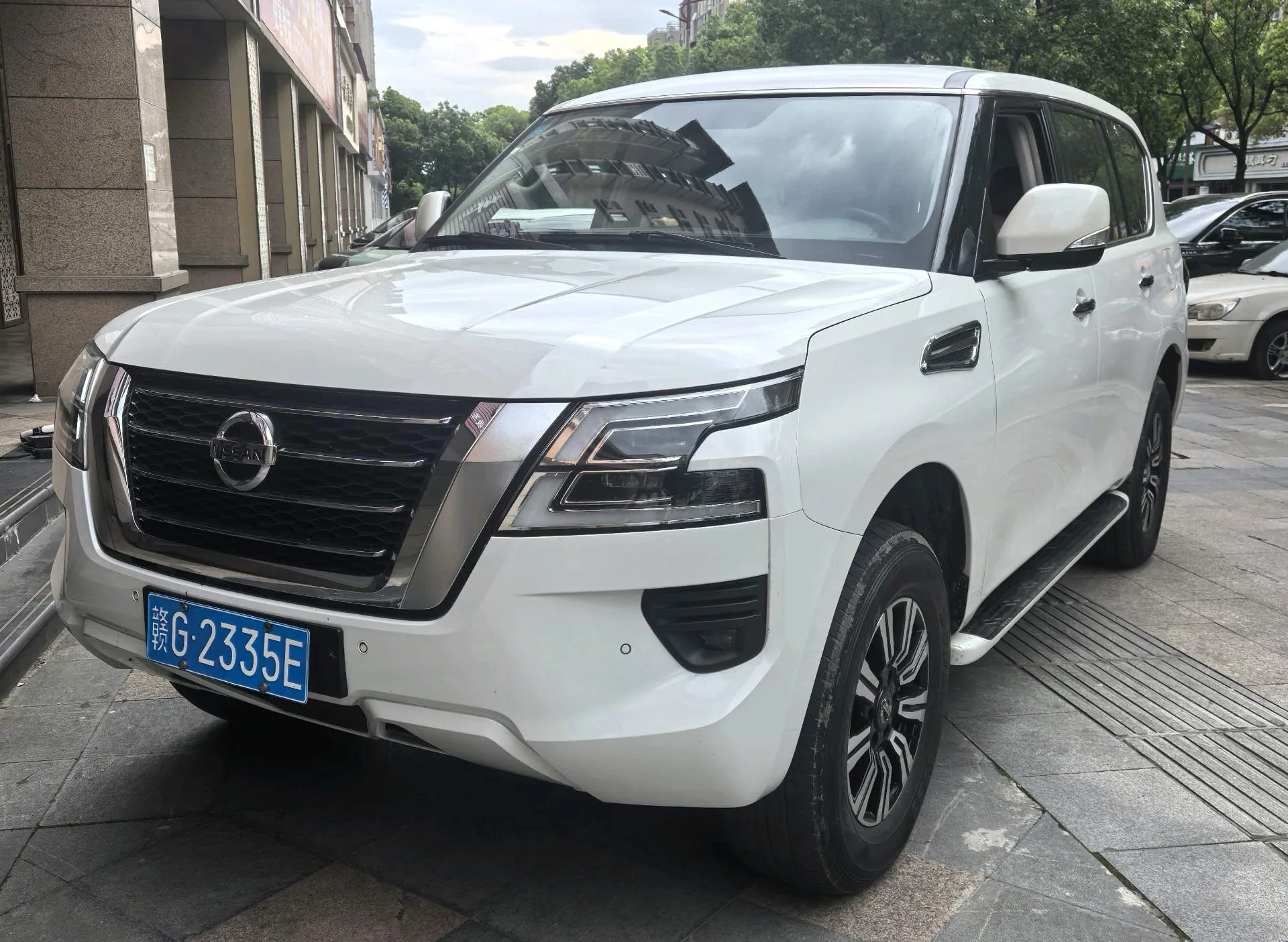 日产 巡逻 （进口） 2020 模型 4.0 自动的