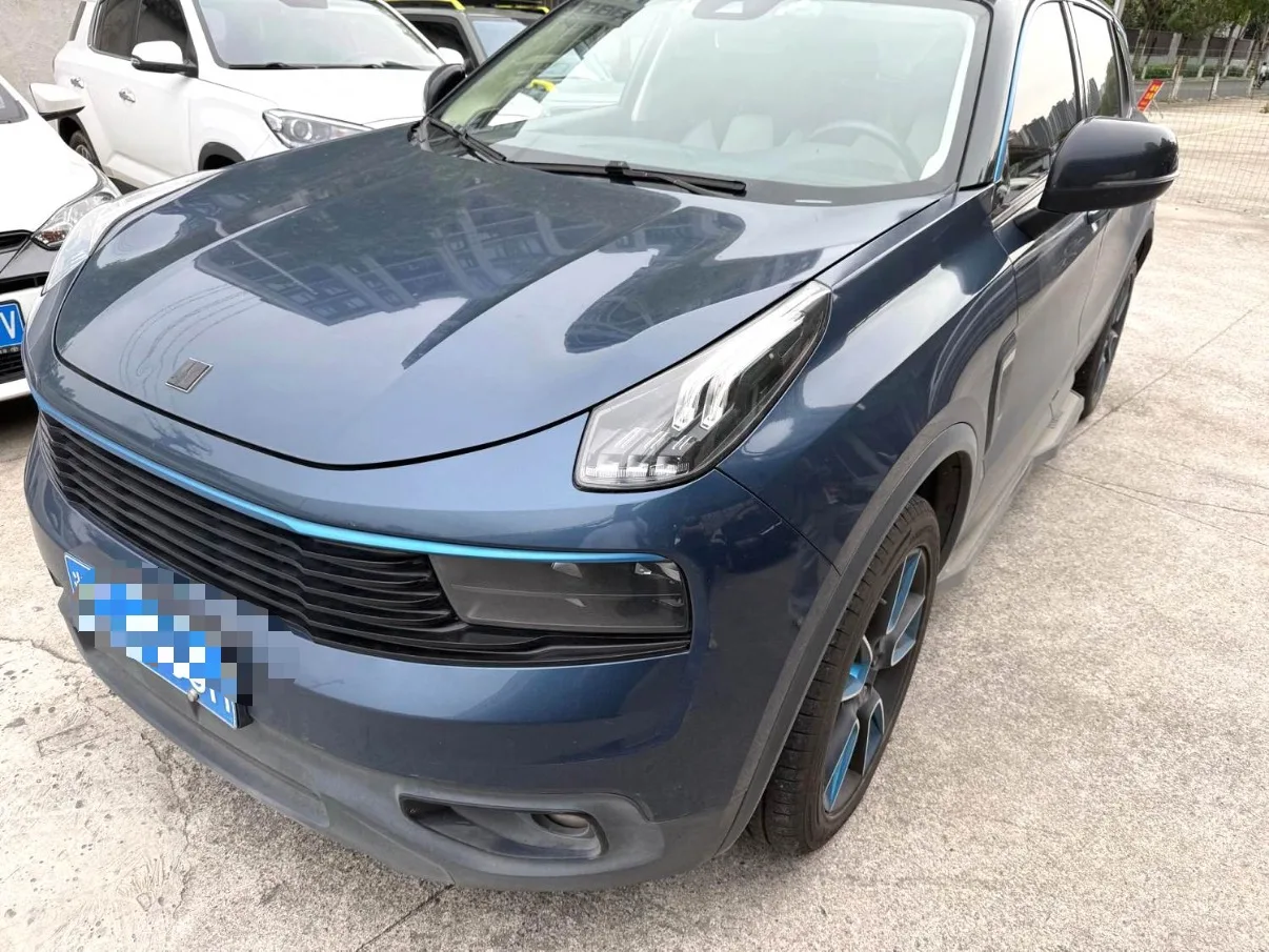 Lynk & Co 01 2017 Model Year 2.0T FWD Pro Edition