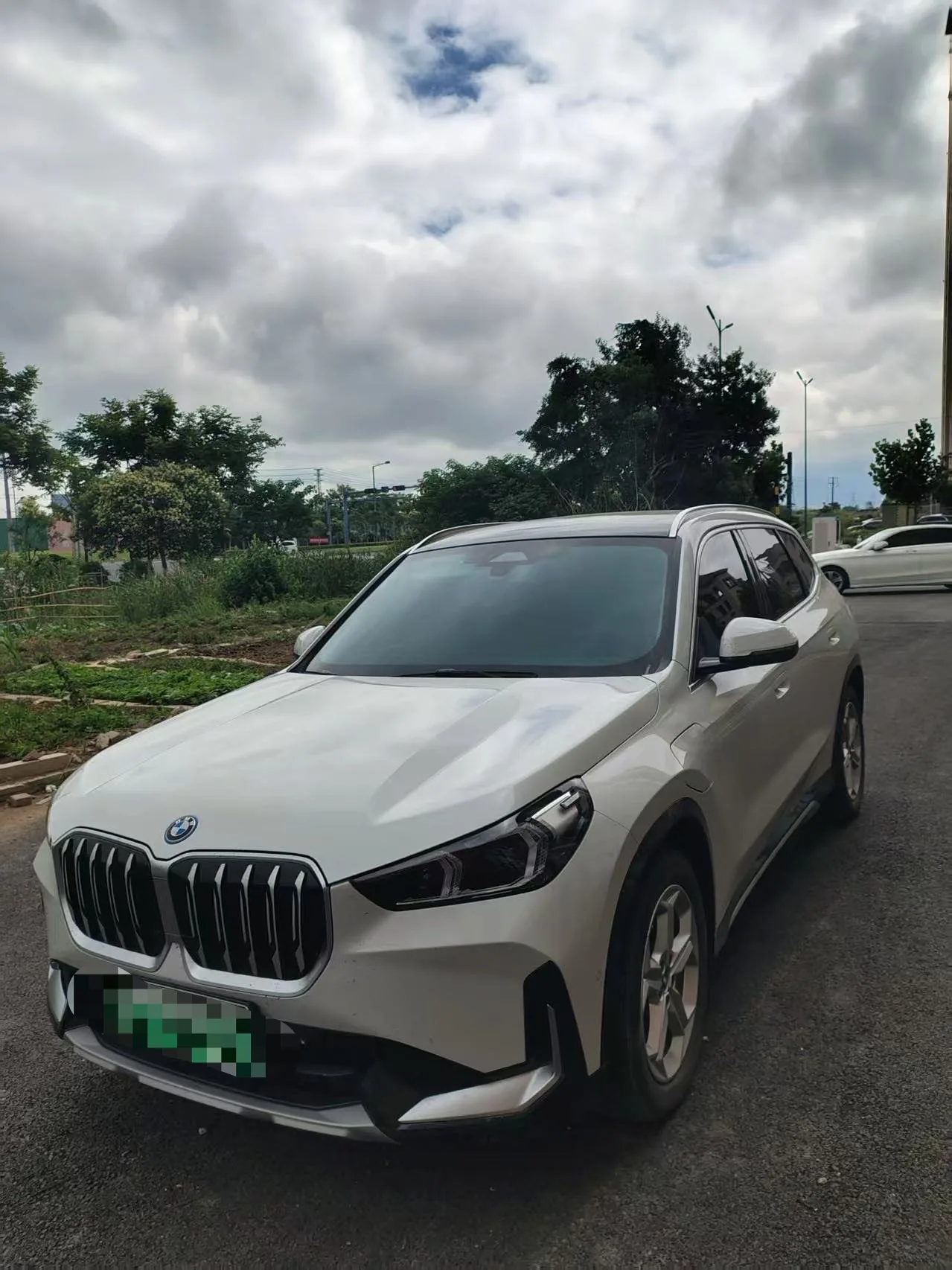 BMW 2025 iX1 eDrive25L eDrive25L X Design Package Automatic