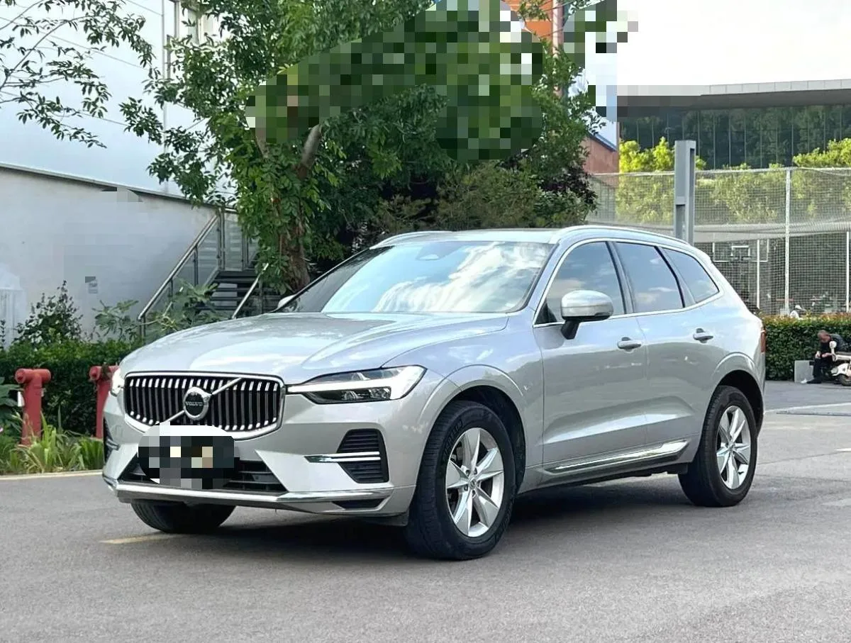 2022 Volvo XC60 B5 AWD Inscription Luxury Edition