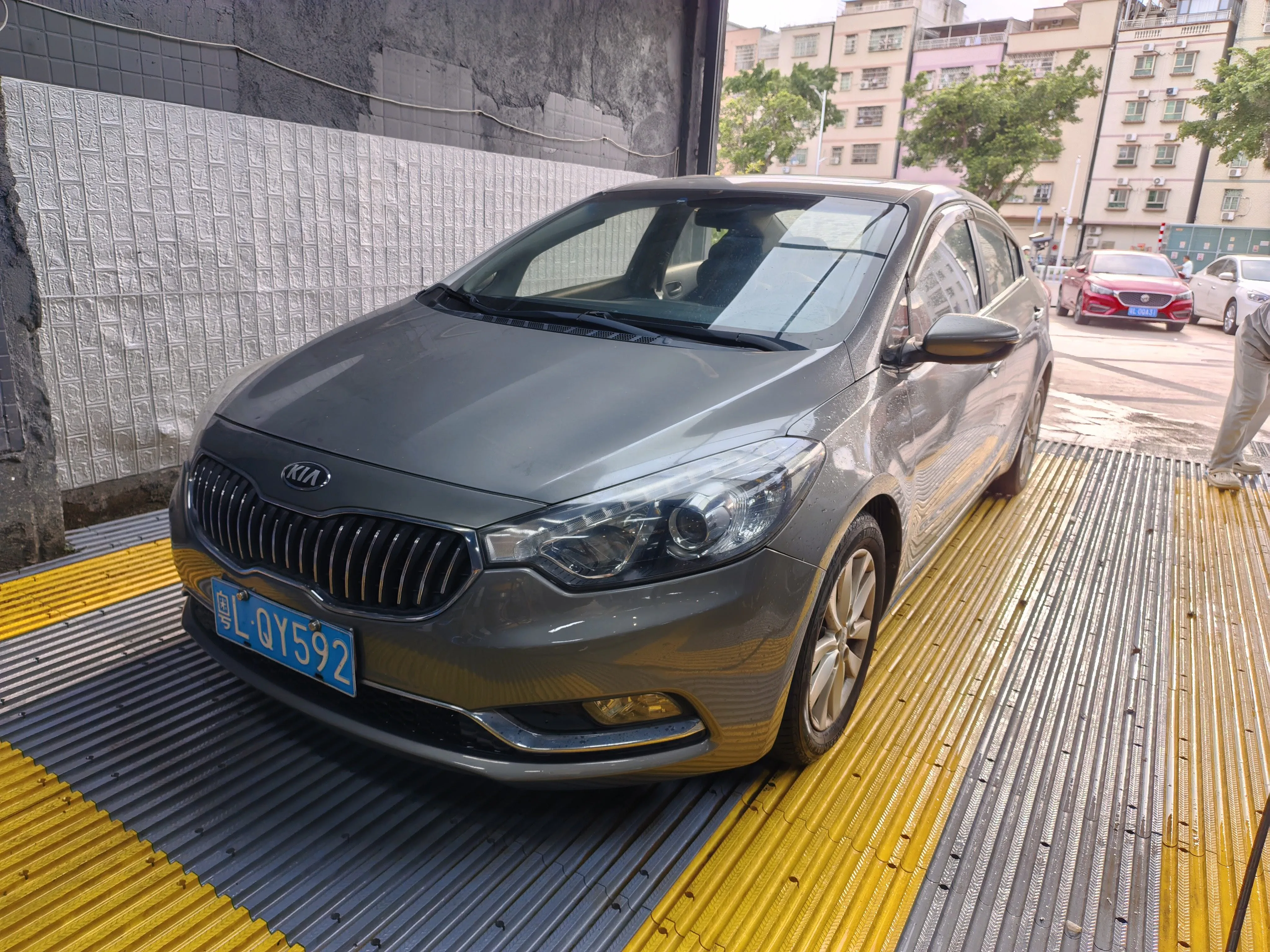 Kia K3 2013 1.6L Automatic GLS