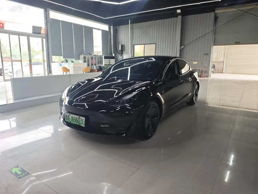 Model 3 2022 Rear-Wheel Drive
