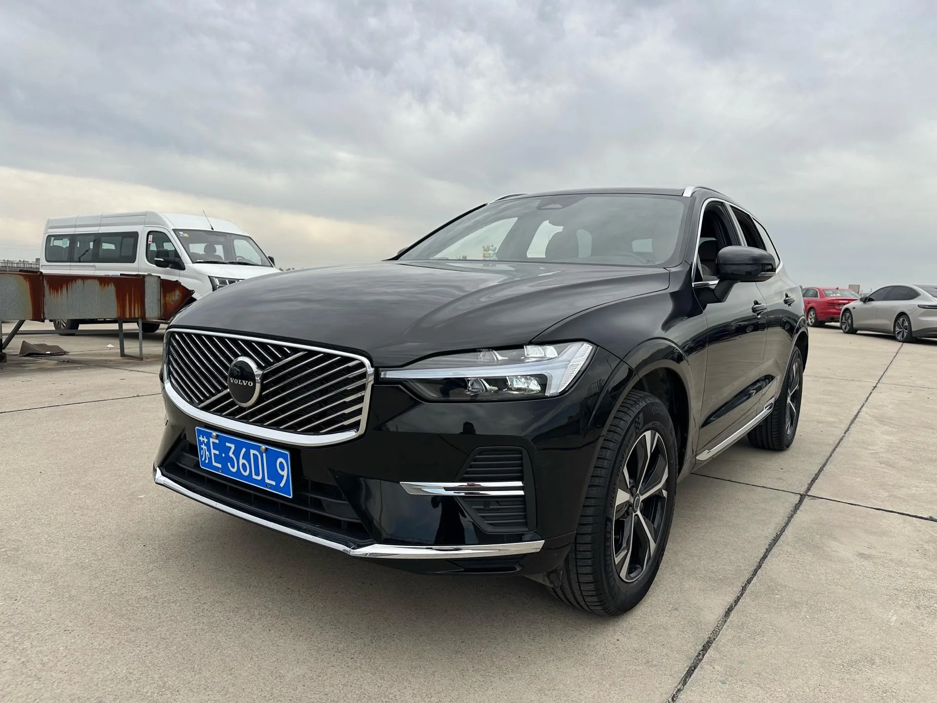 2026 Volvo XC60 48V 2.0T B5 AWD Inscription Luxury Edition (Automatic)