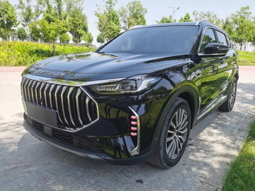 Jietu X70 PLUS 2024 Champion Edition 1.5T DCT Champion MAX+ 7-Seater